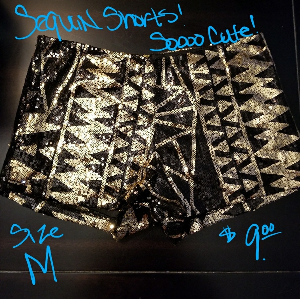 *SOLD*High waist sequin short-shorts sz M